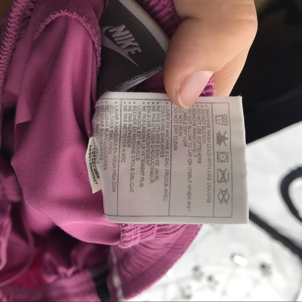 Nike Pink‎ Athletic Shorts Size M - Picture 8 of 9